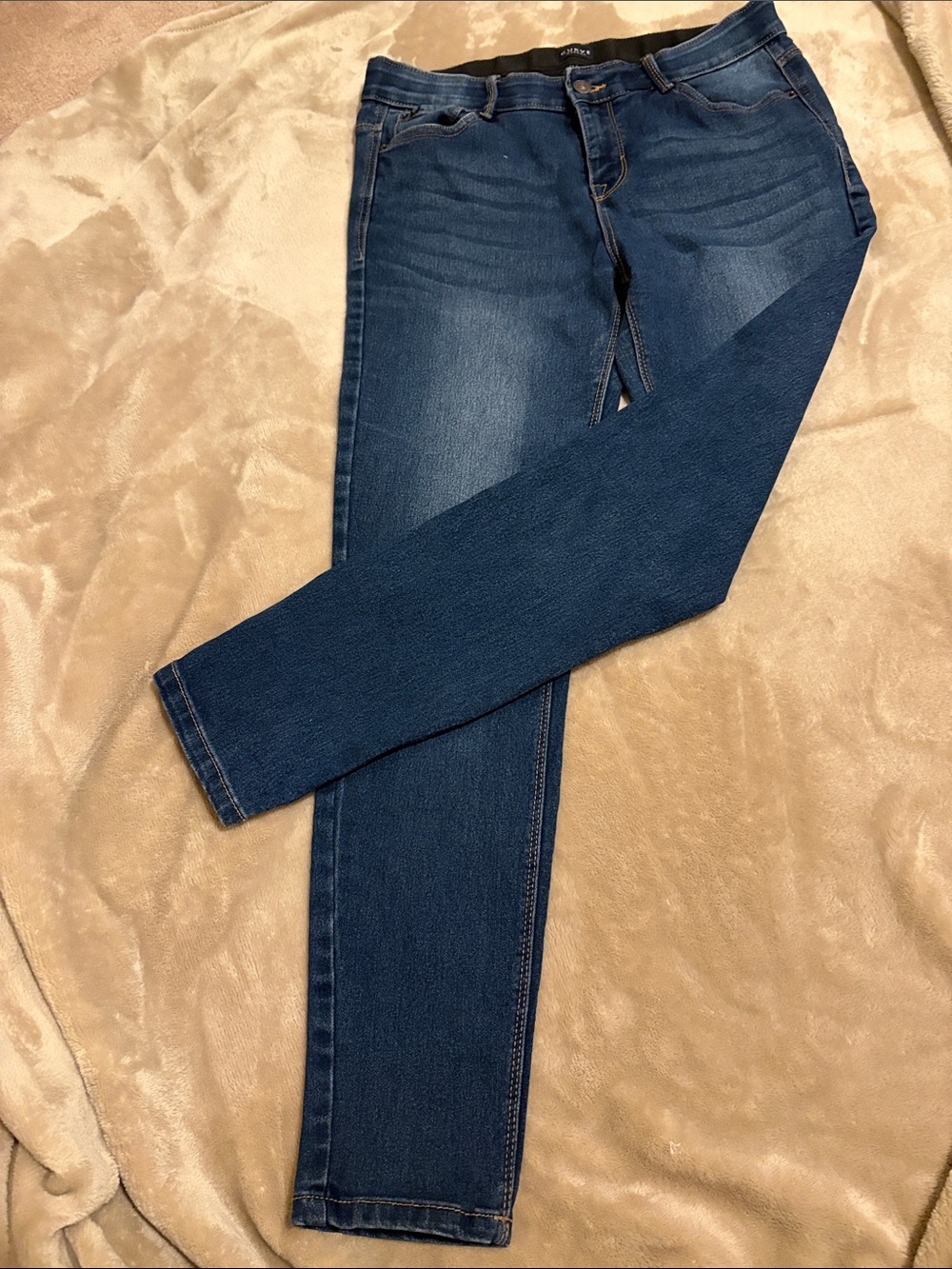 Curve Appeal Dark Blue Skinny Jeans in Size 8